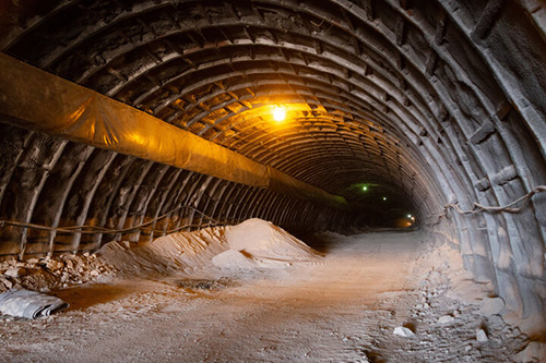 طراحی پایه ابنیه فنی خاص شامل پل و تونل